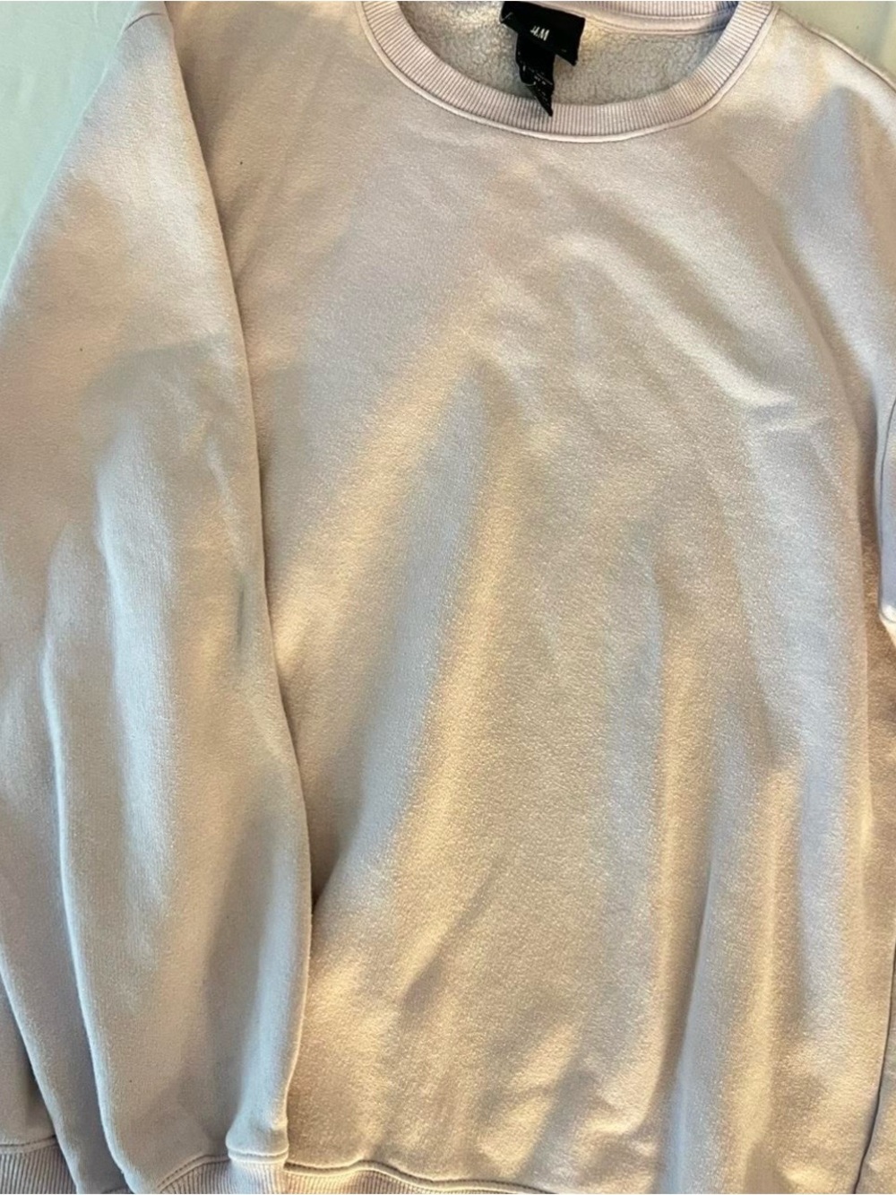 H&M Pale Purple Classic Crewneck Sweatshirt